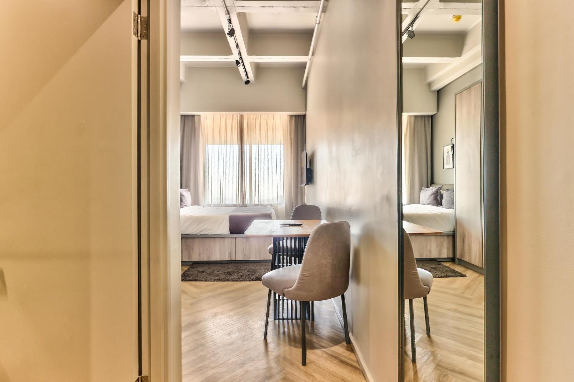 Wink Aparthotel One Thibault Fokváros Kültér fotó