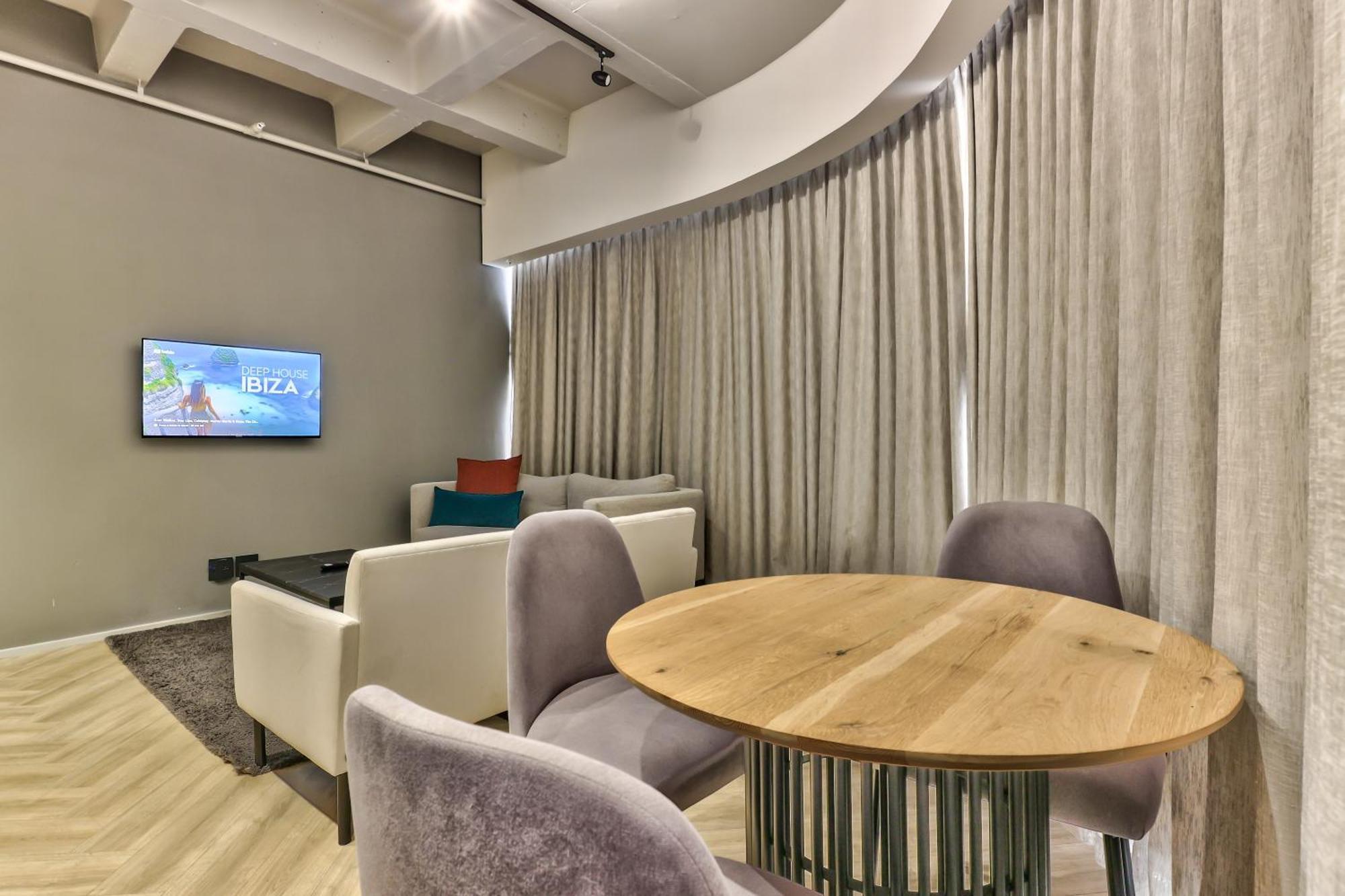 Wink Aparthotel One Thibault Fokváros Kültér fotó
