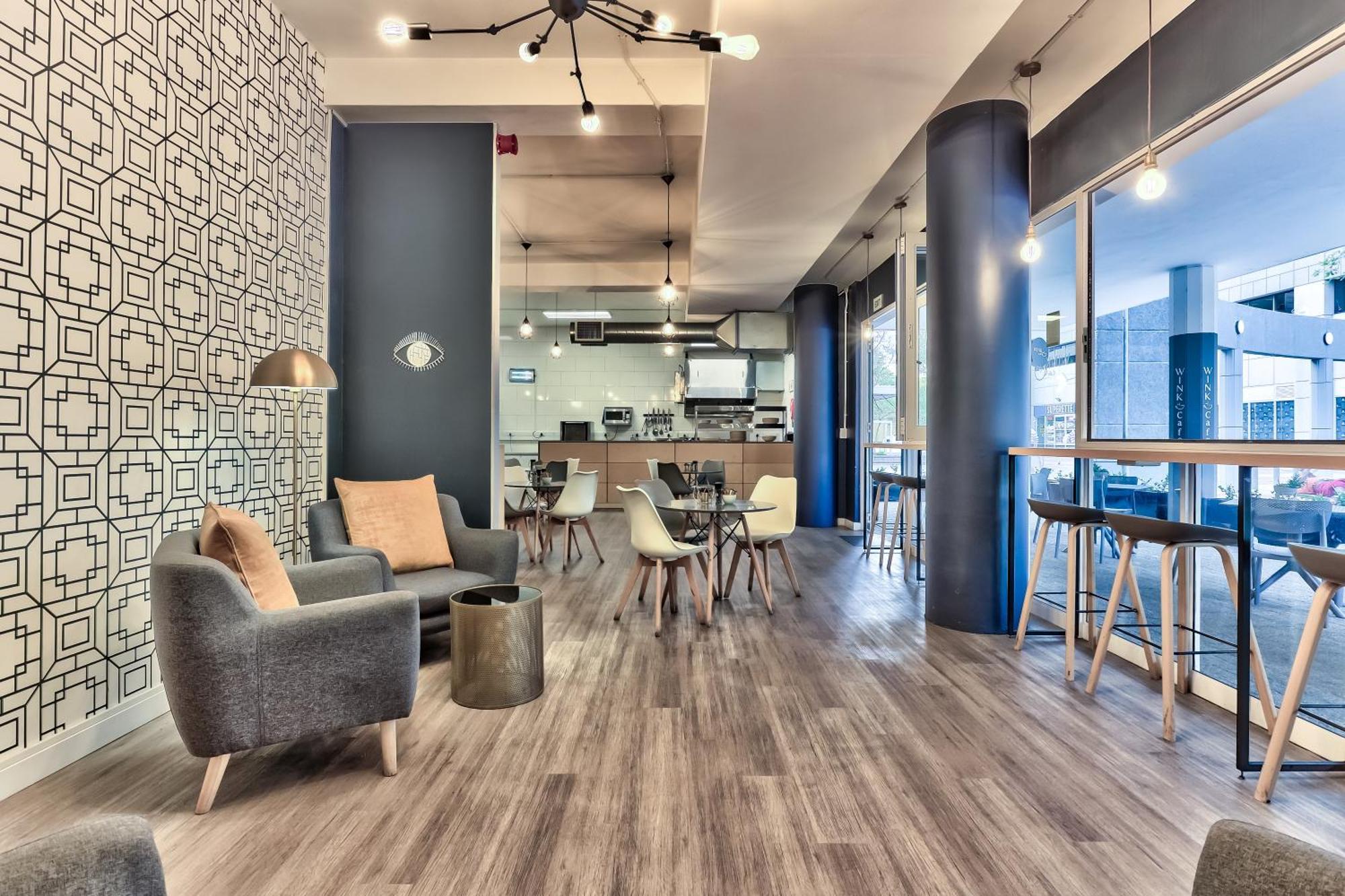 Wink Aparthotel One Thibault Fokváros Kültér fotó